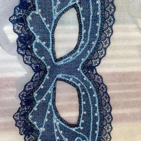 Hand made embroidery.  Masks 🎭 - Picture 10 of 10
